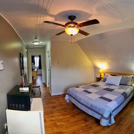 Motel Au Vieux Frontenac Thetford Mines Exteriér fotografie
