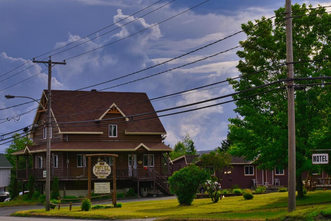 Motel Au Vieux Frontenac Thetford Mines Exteriér fotografie