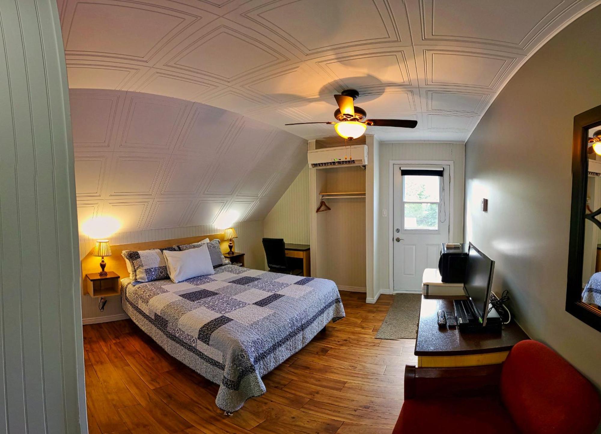 Motel Au Vieux Frontenac Thetford Mines Exteriér fotografie