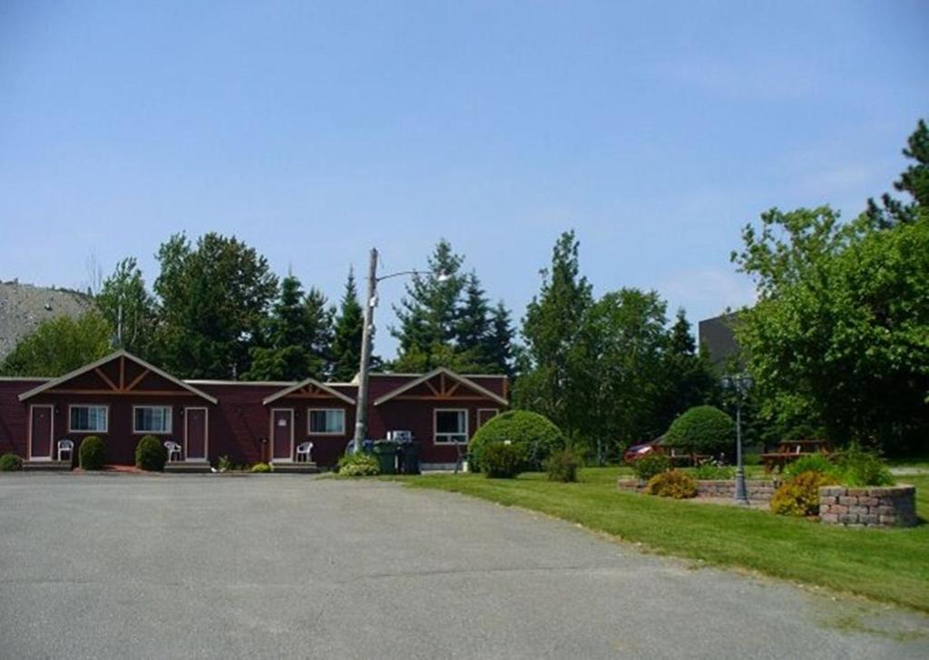 Motel Au Vieux Frontenac Thetford Mines Exteriér fotografie